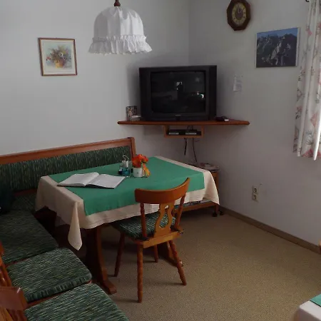 Gastehaus Eisenbichler Guest house